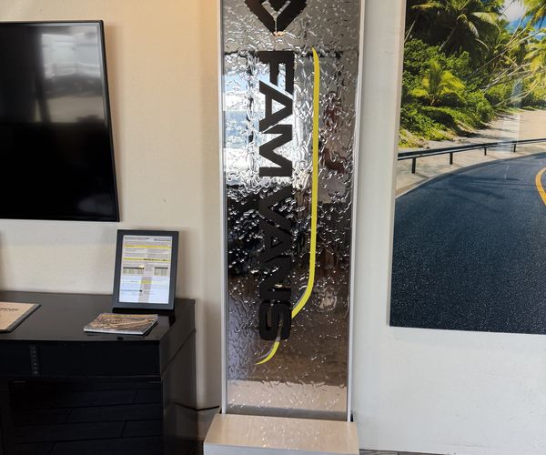 #054 Corporate Office – Logo Liquid Wall