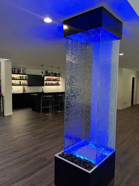 #070 Private Residence – Illuminated Liquid Wall Column