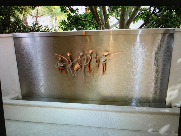 #072 Private Garden – Dancers Relief Liquid Wall